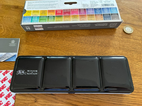 Winsor newton empty - &,